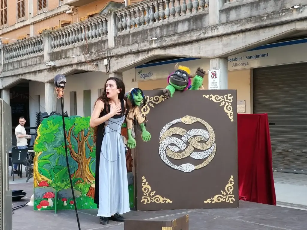 CUENTACUENTOS: LA HISTORIA INTERMINABLE