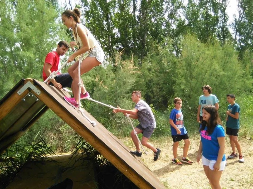 [COFRENTES TURISMO ACTIVO] VISITA AL CASTILLO+DEPORTE DE AVENTURA