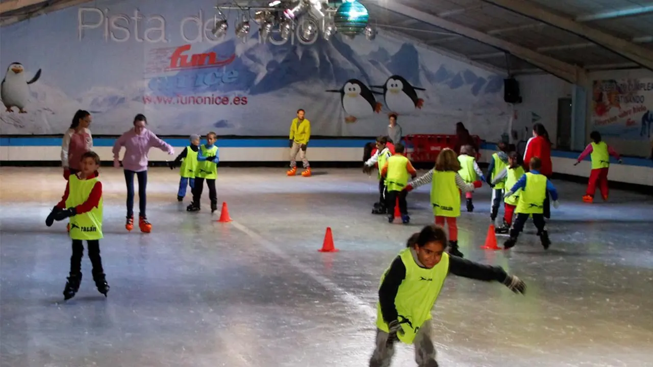 [FUN ON ICE] PATINAJE SOBRE HIELO